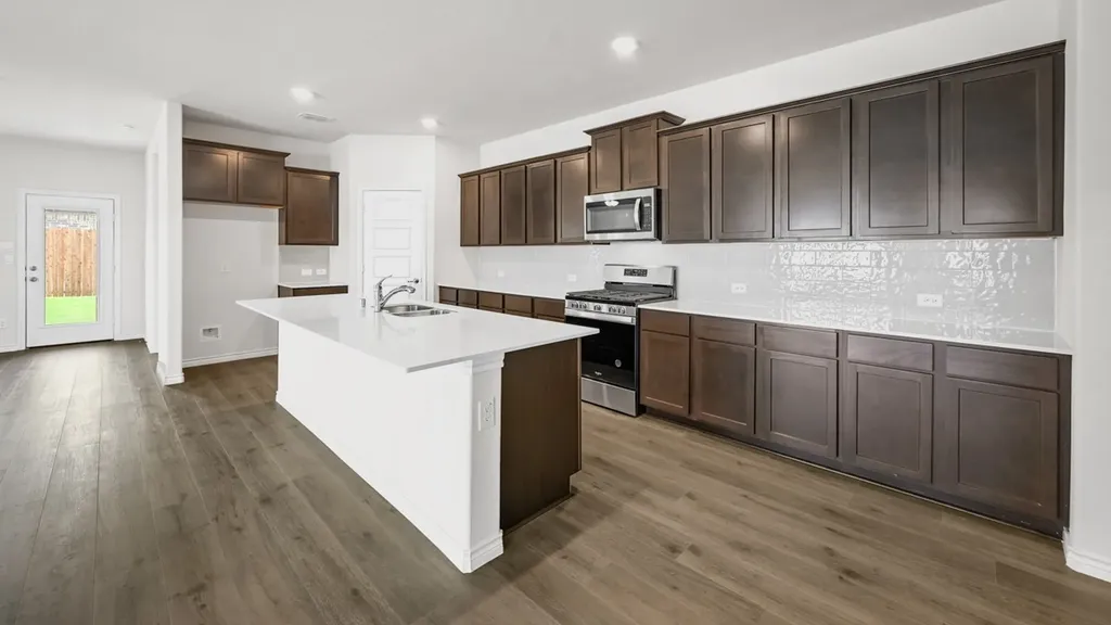 2067 Hearn Drive Royse City TX 75189