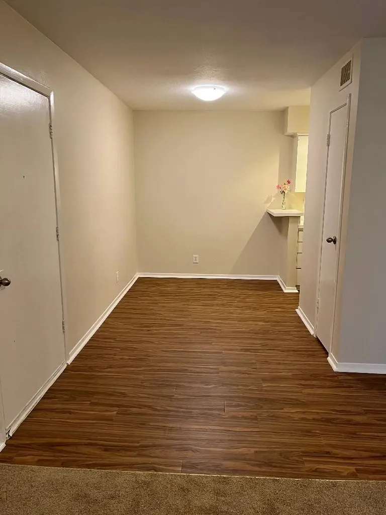 4859 Cedar Springs Road Dallas TX 75219