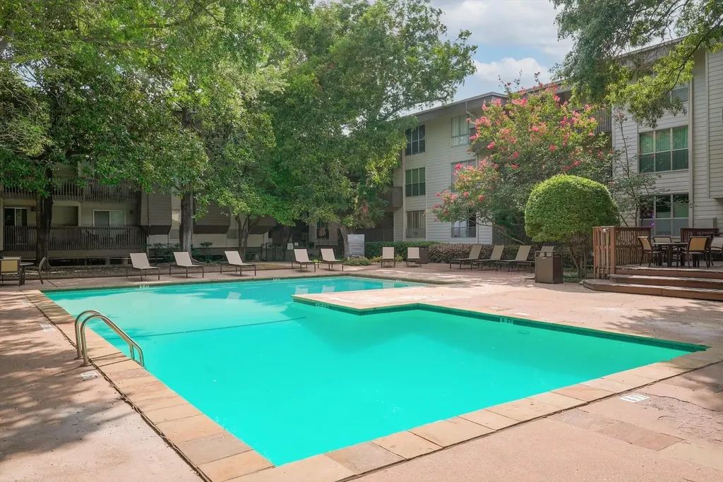 4859 Cedar Springs Road Dallas TX 75219