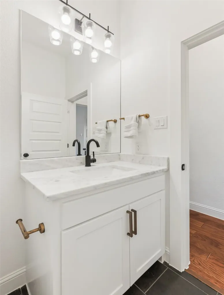 180 Lucky Ridge Lane Boyd TX 76023