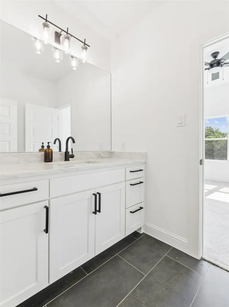180 Lucky Ridge Lane Boyd TX 76023