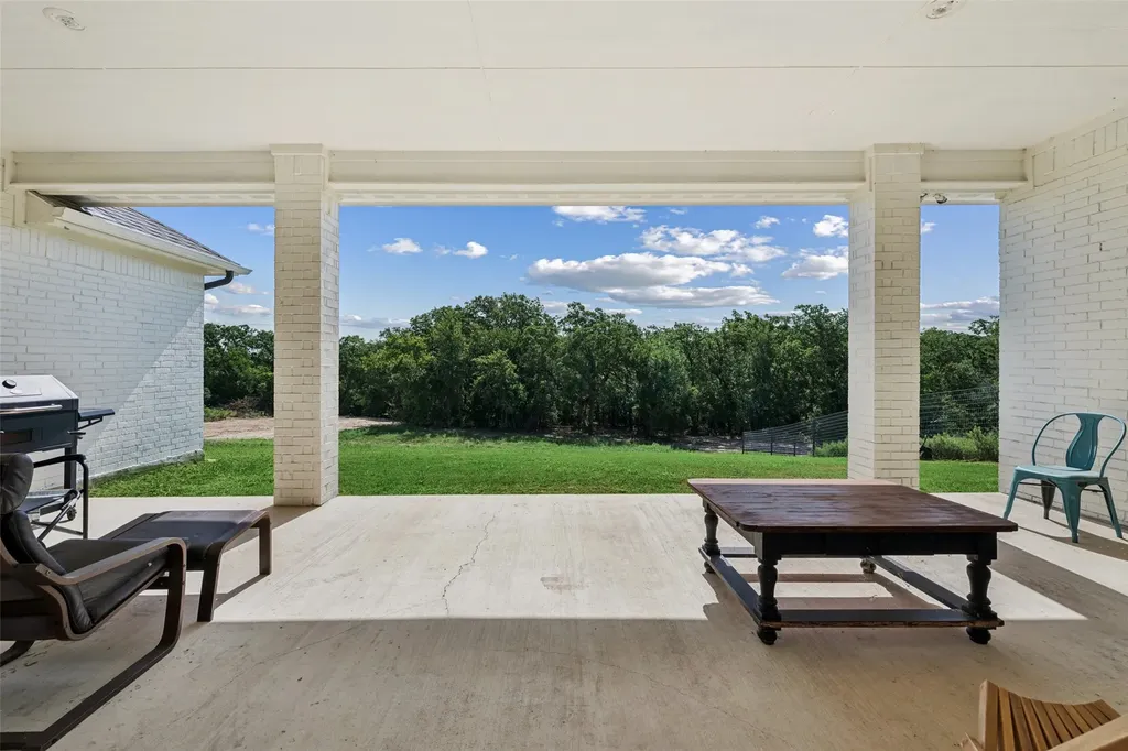 180 Lucky Ridge Lane Boyd TX 76023