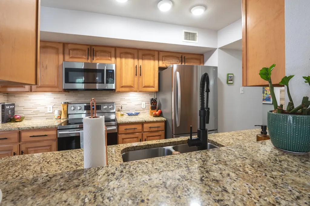 1903 Spies Springs Court Arlington TX 76006