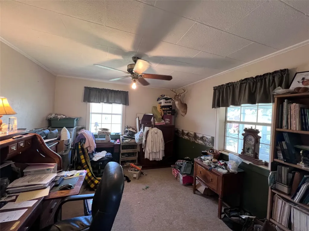 706 County Road 4599 Boyd TX 76023