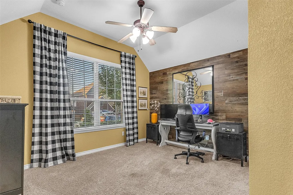 4512 Seventeen Lakes Court Fort Worth TX 76262