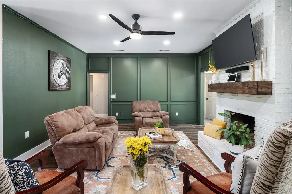 4237 Emerson Drive Plano TX 75093