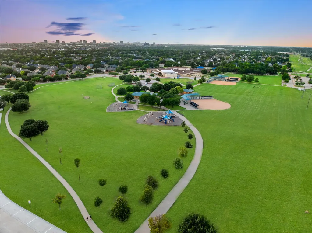 4237 Emerson Drive Plano TX 75093