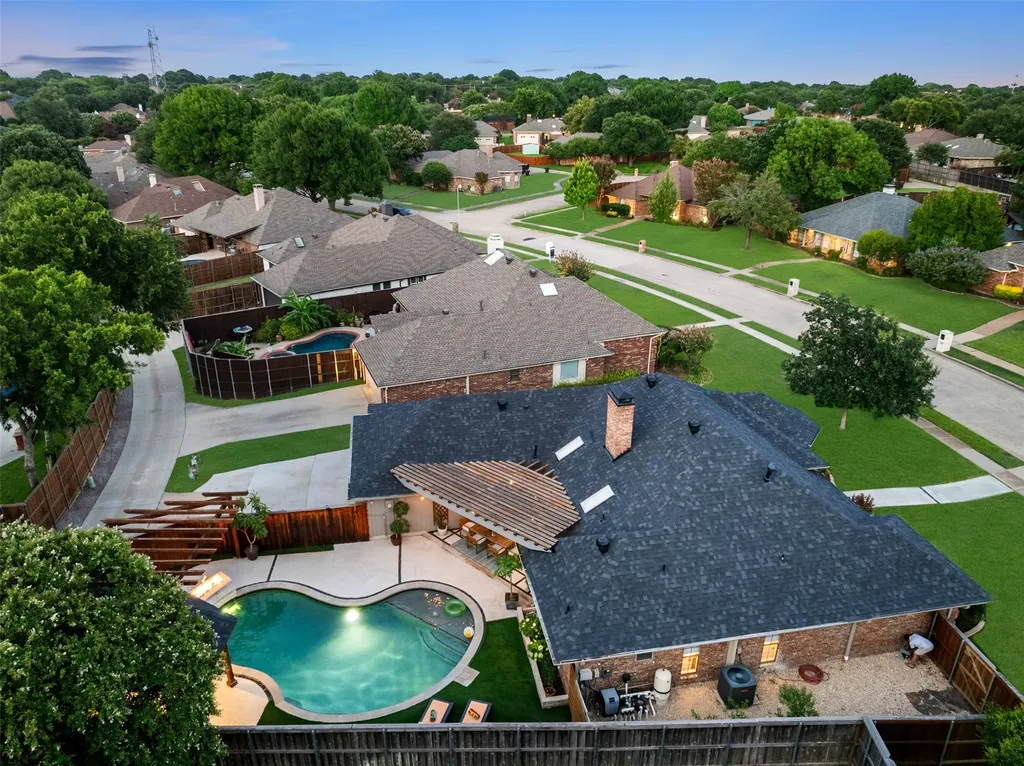 4237 Emerson Drive Plano TX 75093