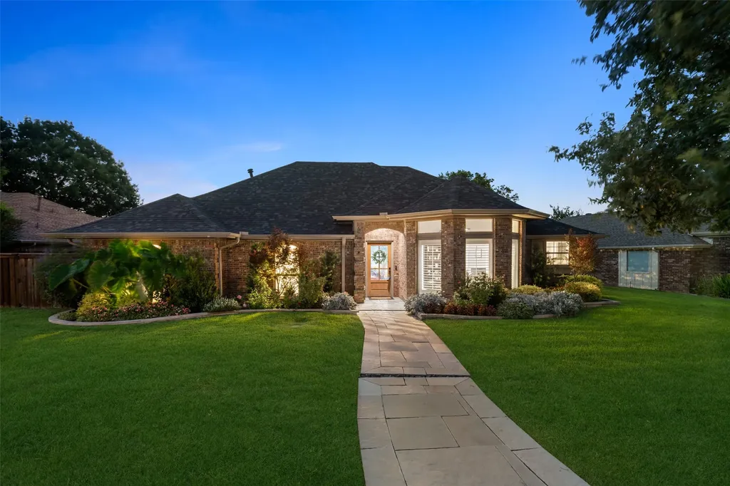 4237 Emerson Drive Plano TX 75093