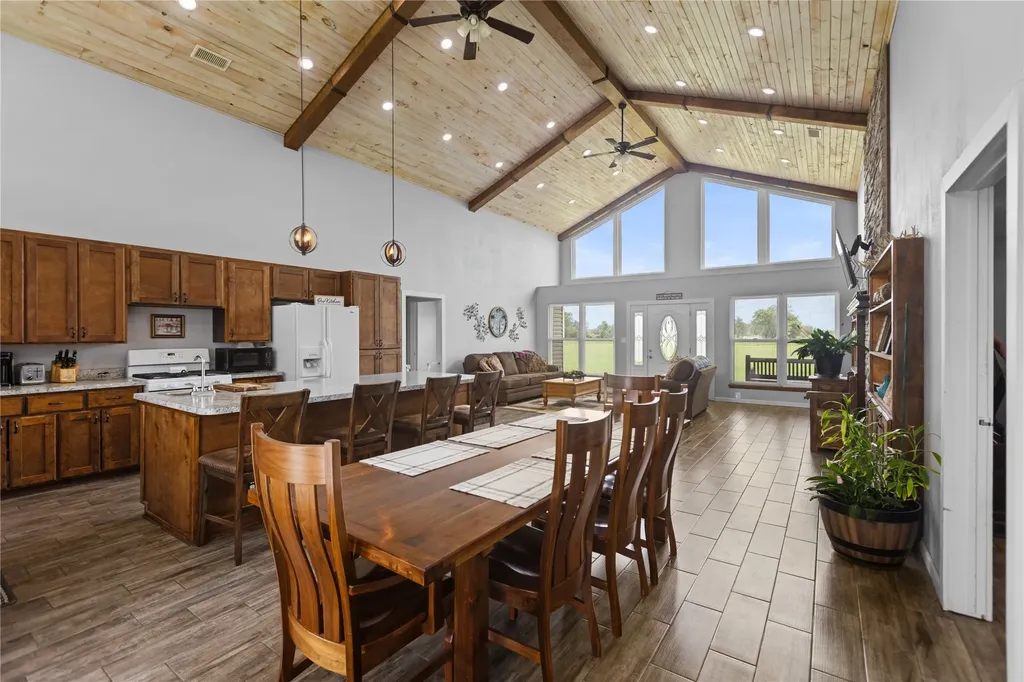 161 County Road 33450 Sumner TX 75486