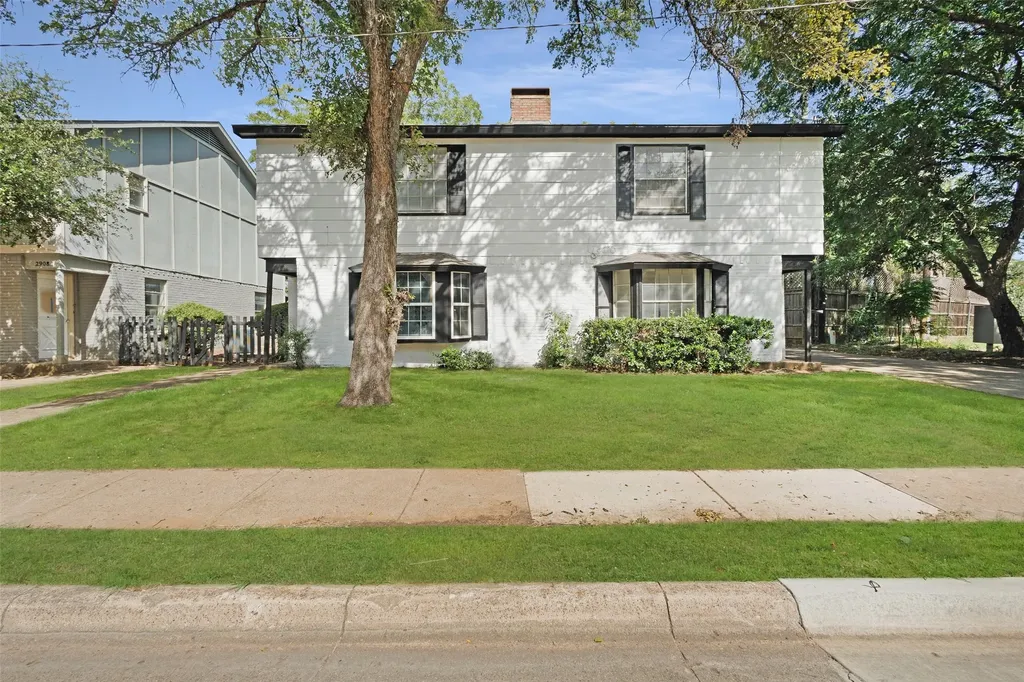 2904 S Fielder Road Arlington TX 76015
