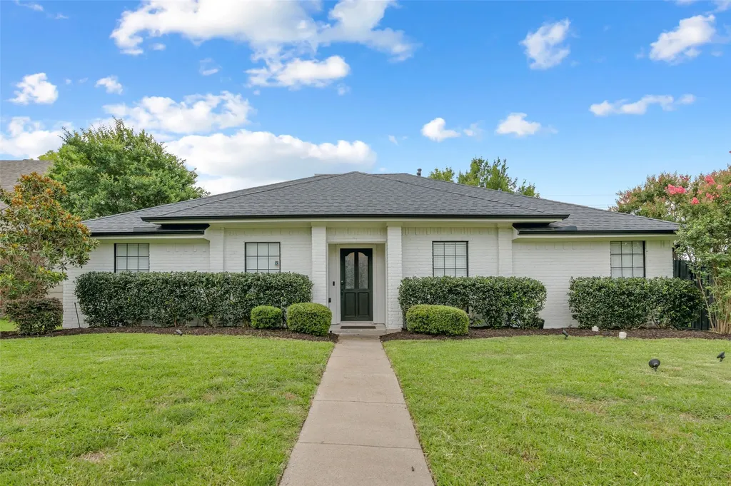2600 Summertree Drive Carrollton TX 75006