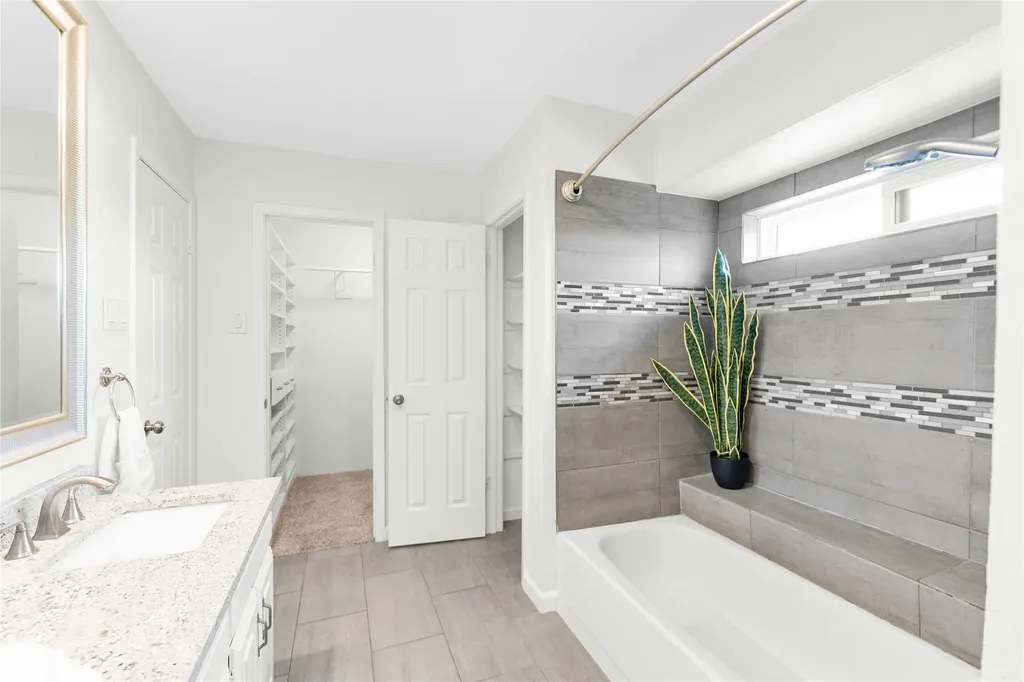 2600 Summertree Drive Carrollton TX 75006