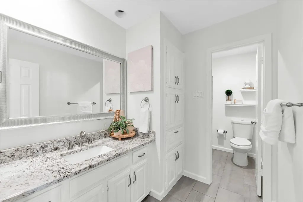 2600 Summertree Drive Carrollton TX 75006