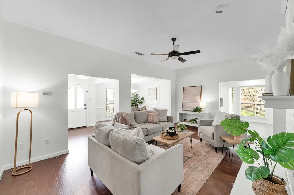 2600 Summertree Drive Carrollton TX 75006