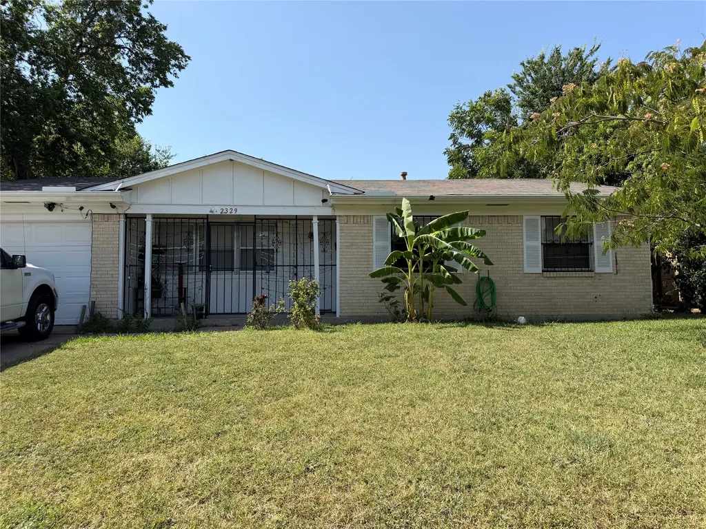 2329 Clover Ridge Drive Dallas TX 75216