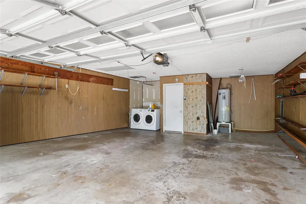 1017 Wedgewood Drive Woodway TX 76712
