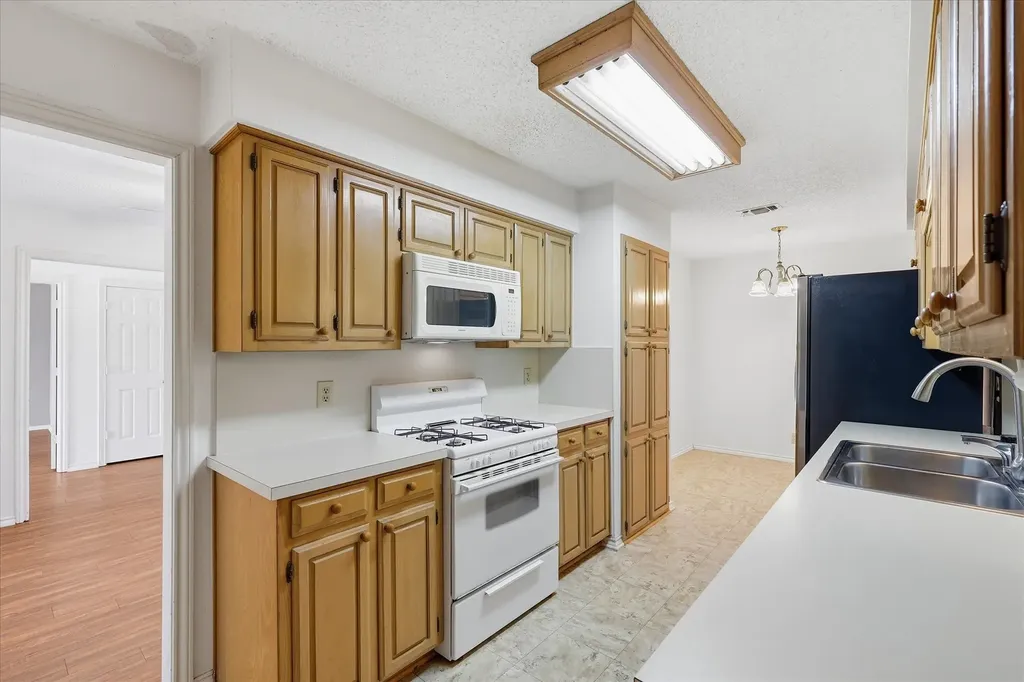 1815 Wisteria Street Denton TX 76205