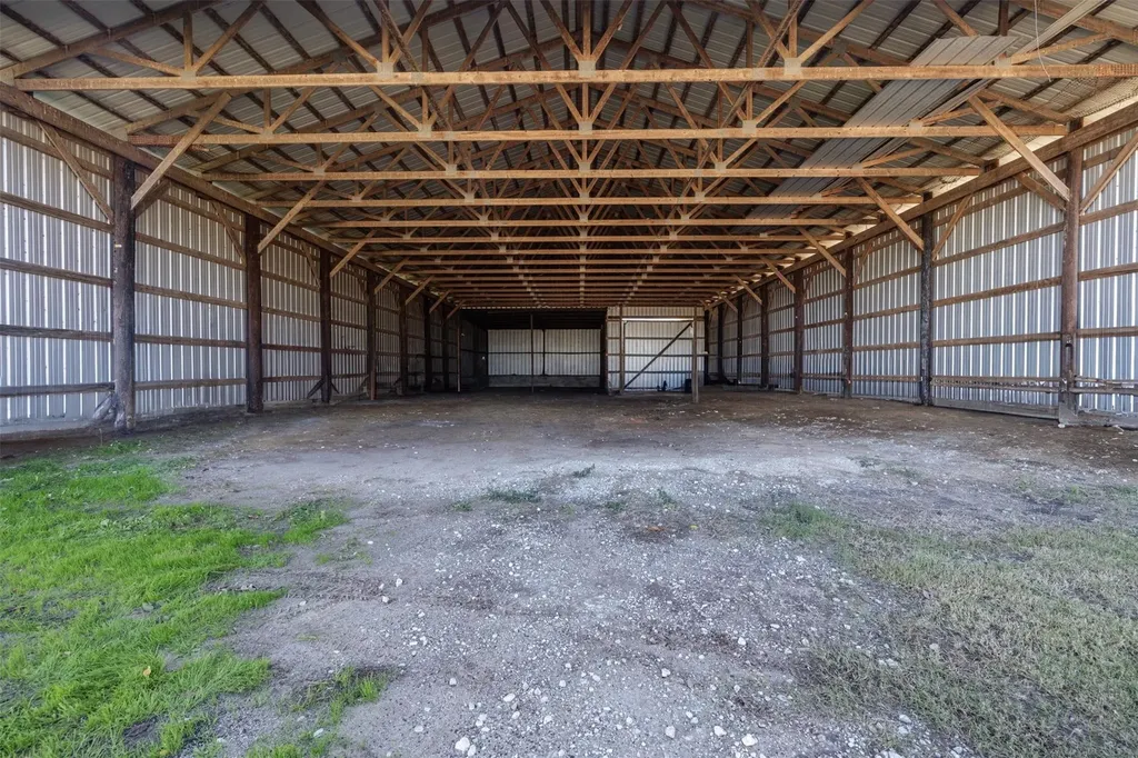 765 Rs County Road 3410 Emory TX 75440
