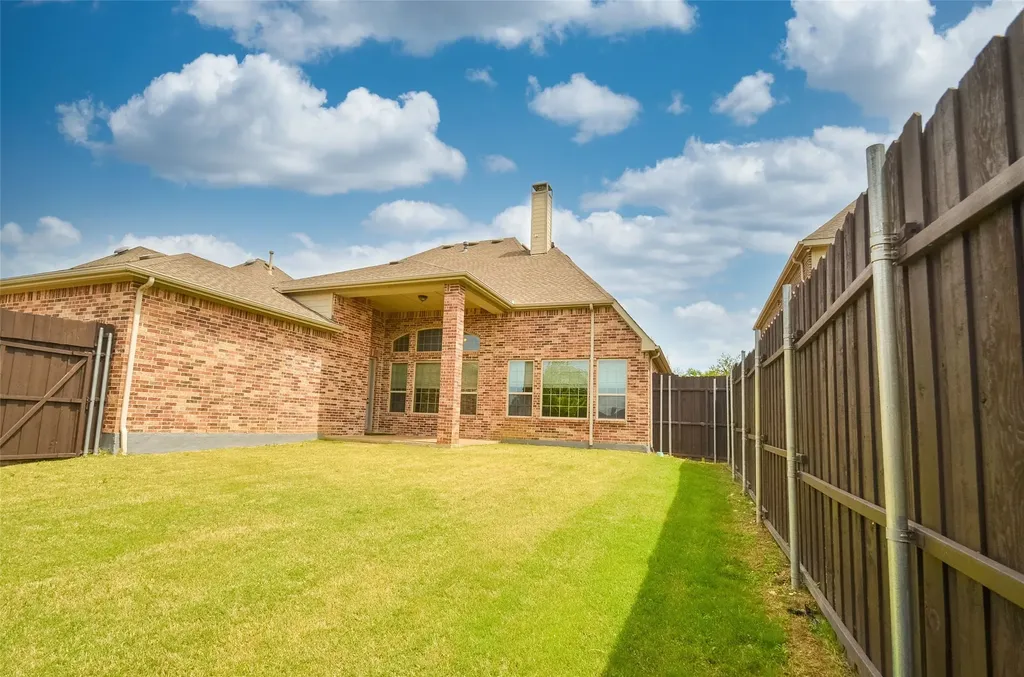 516 Four Stones Boulevard Lewisville TX 75056