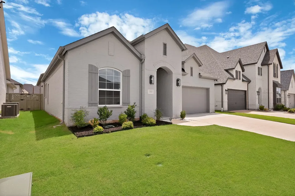 2505 Half Moon Way Northlake TX 76247