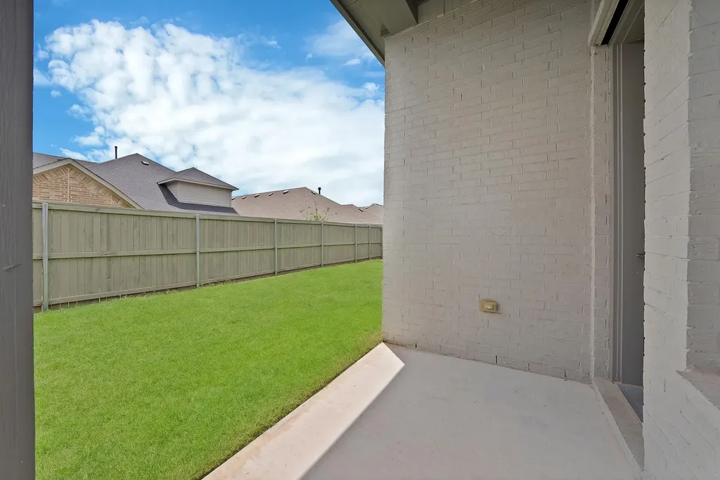 2505 Half Moon Way Northlake TX 76247