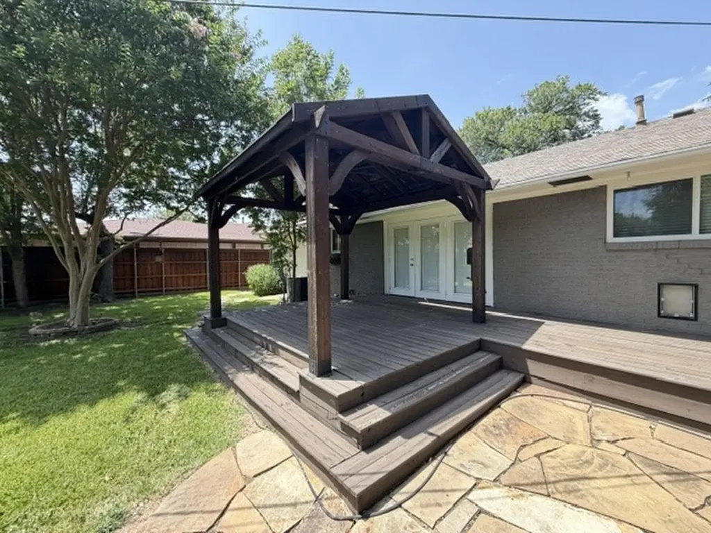 3158 Newcastle Drive Dallas TX 75220