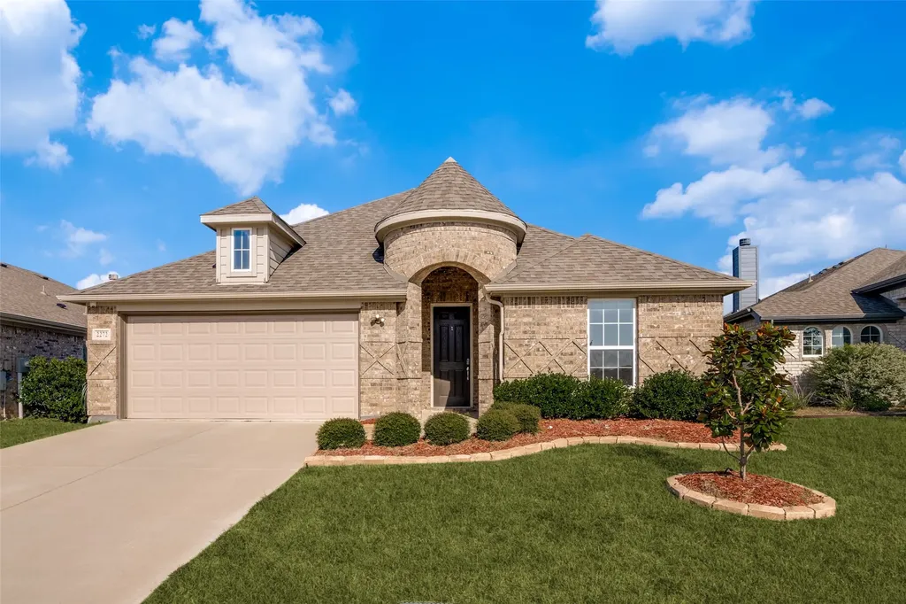 2272 Templin Avenue Forney TX 75126