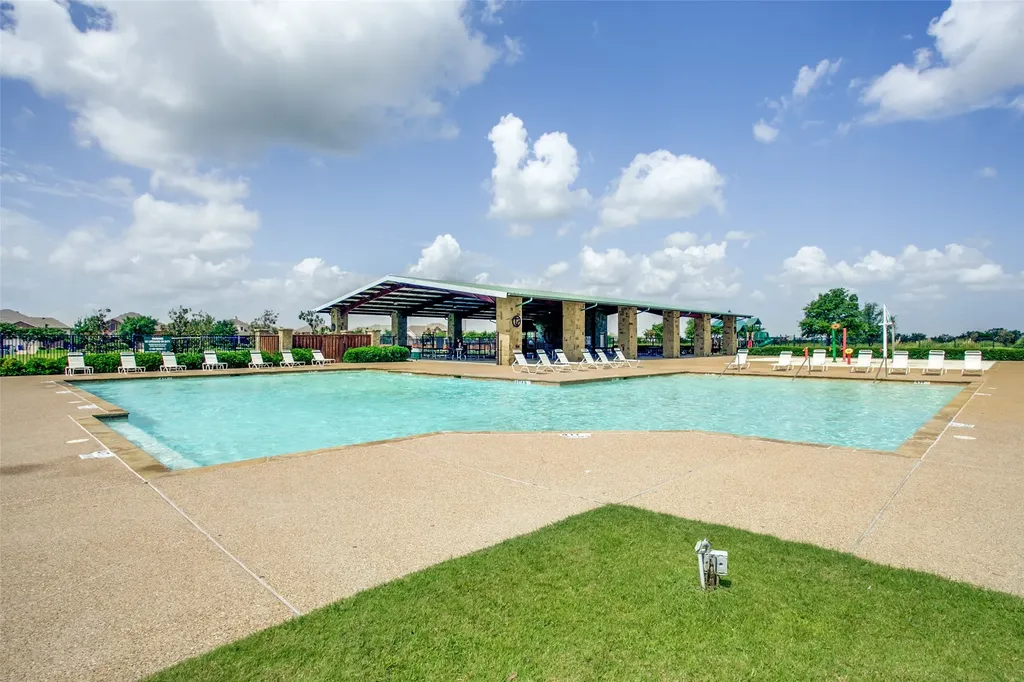 2272 Templin Avenue Forney TX 75126