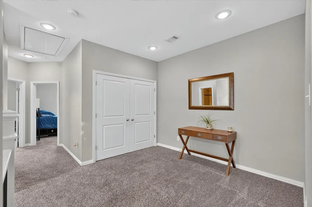 1933 Timber Oaks Drive Garland TX 75040