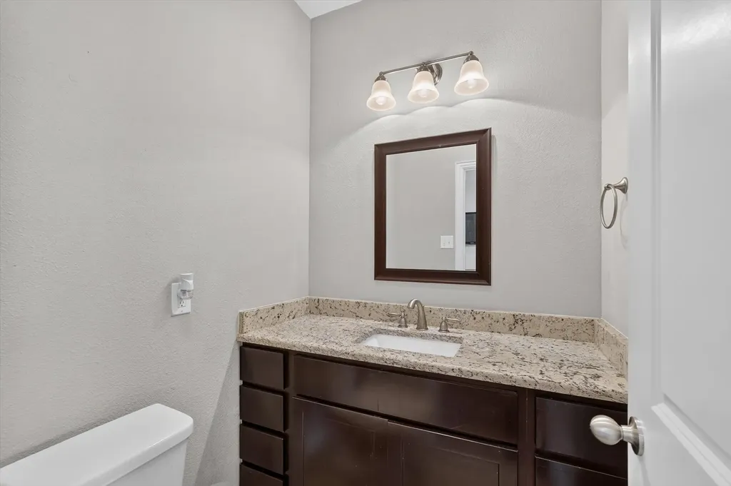 1933 Timber Oaks Drive Garland TX 75040