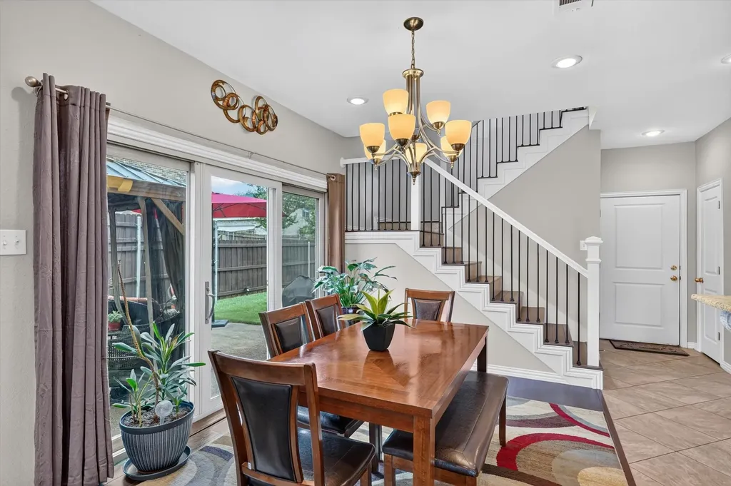 1933 Timber Oaks Drive Garland TX 75040