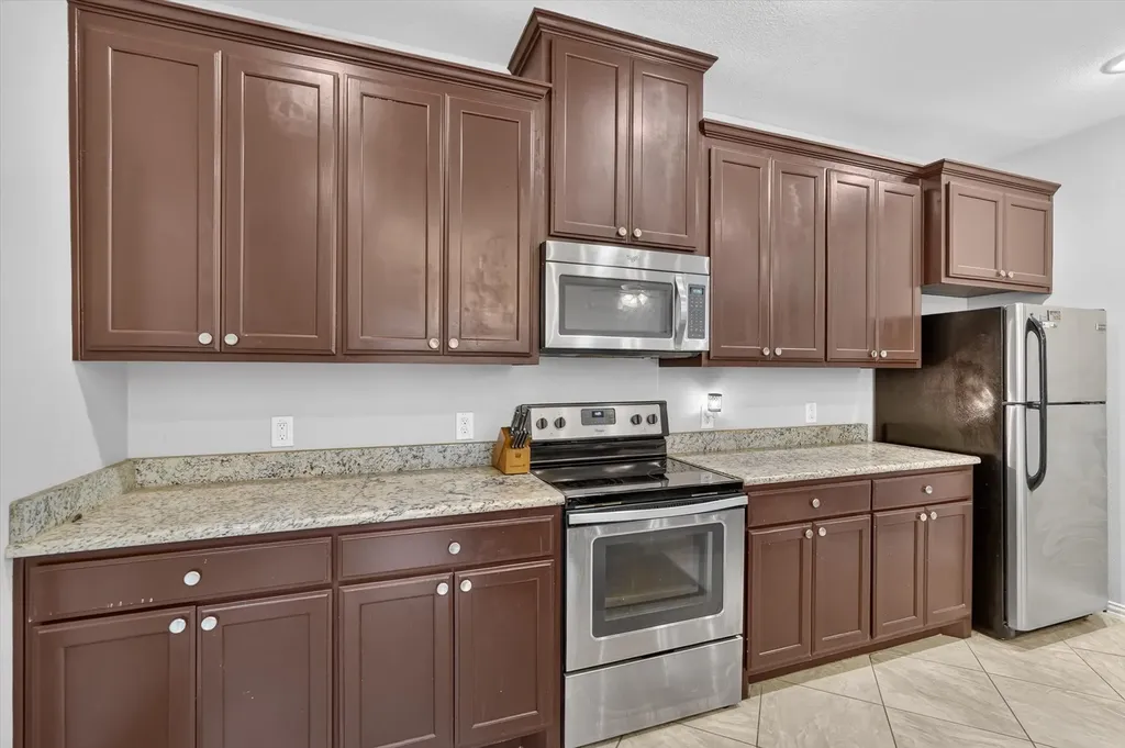 1933 Timber Oaks Drive Garland TX 75040