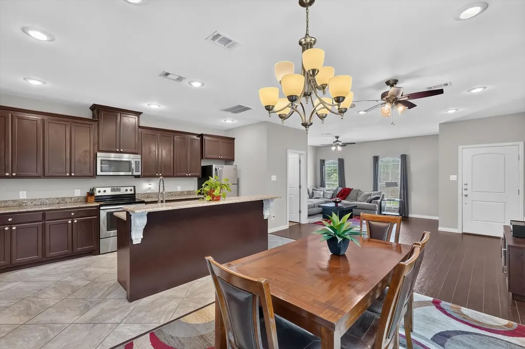 1933 Timber Oaks Drive Garland TX 75040