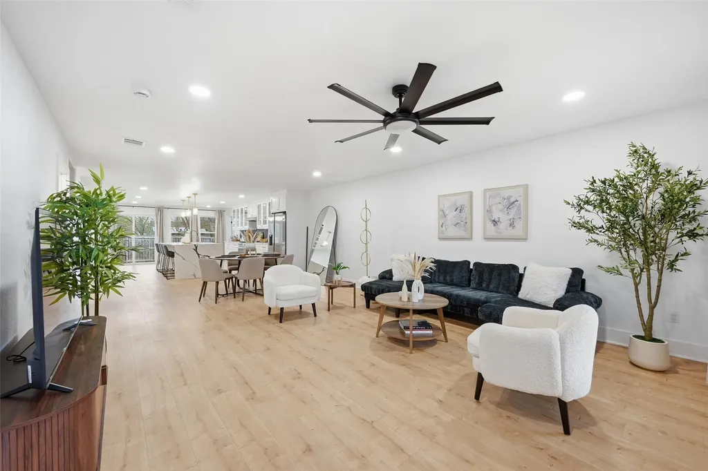 508 W White Avenue Mckinney TX 75069