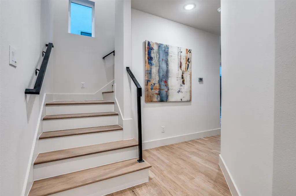 2906 Hawthorne Avenue Dallas TX 75219