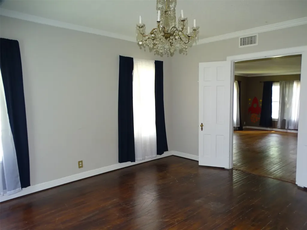 408 W Tyler Street Ennis TX 75119
