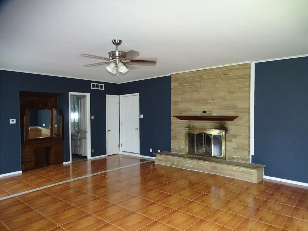 408 W Tyler Street Ennis TX 75119