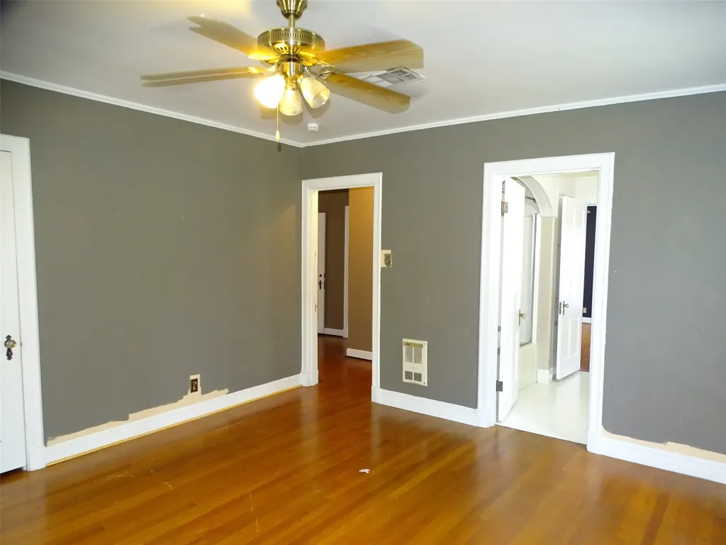 408 W Tyler Street Ennis TX 75119