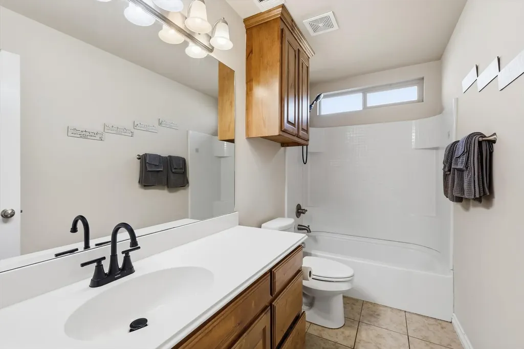 441 Buoy Drive Crowley TX 76036