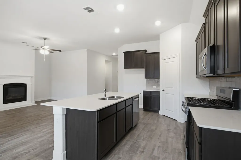 11136 Gold Pan Trail Aubrey TX 76227