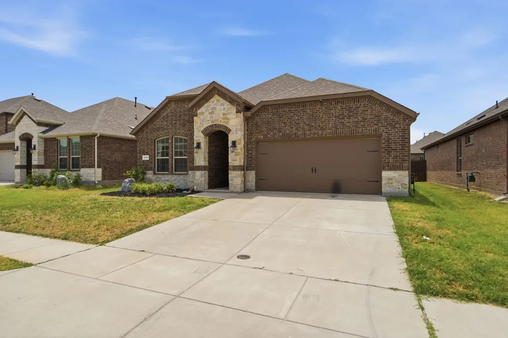 11136 Gold Pan Trail Aubrey TX 76227