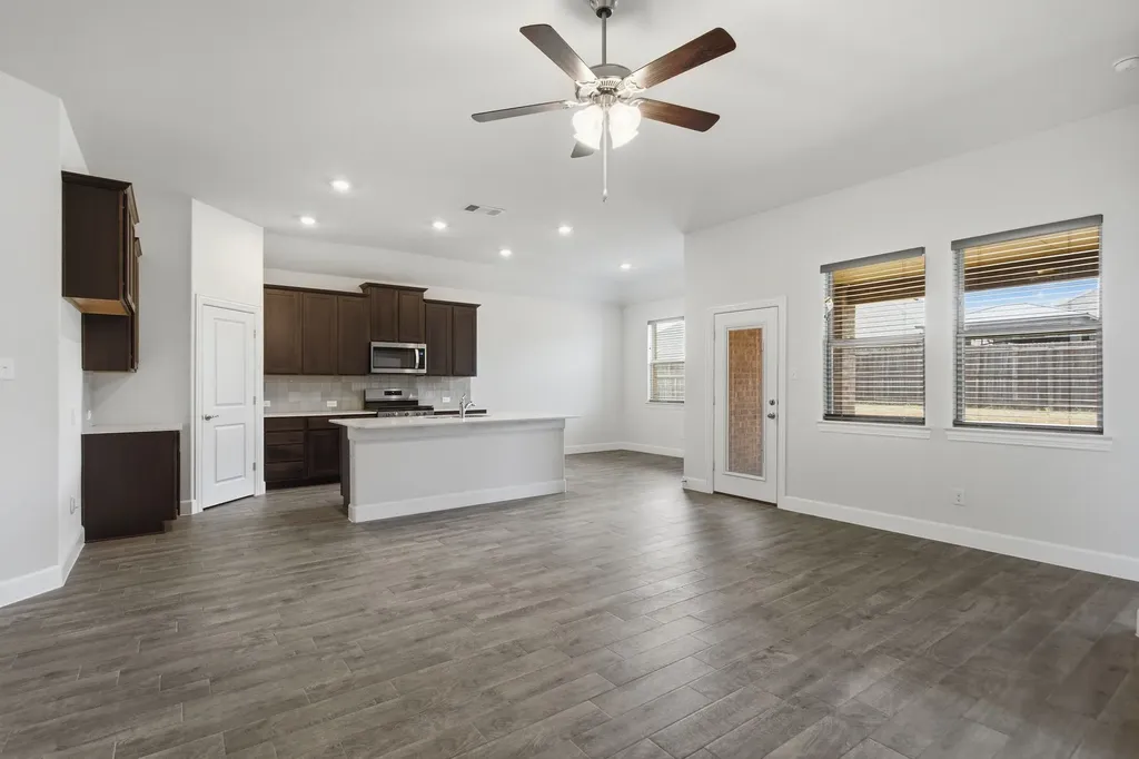 11136 Gold Pan Trail Aubrey TX 76227
