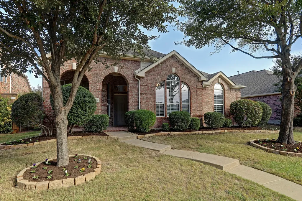 2954 La Vista Lane Frisco TX 75033