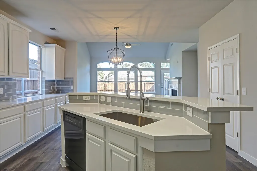 2954 La Vista Lane Frisco TX 75033