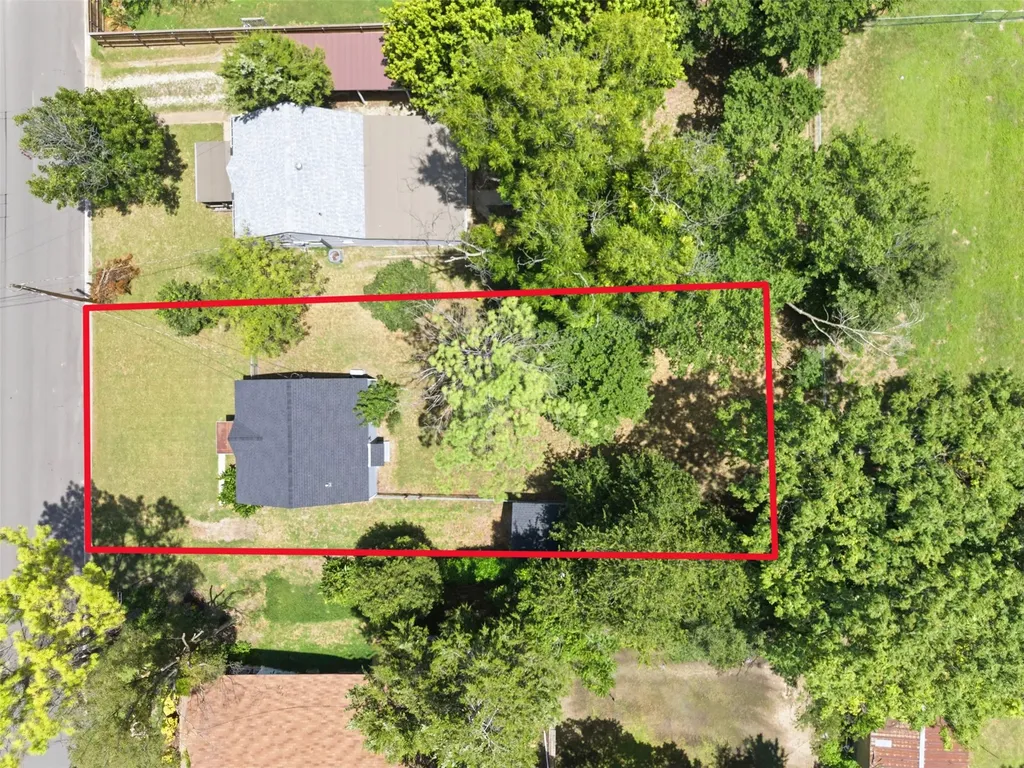 707 W Water Street Weatherford TX 76086