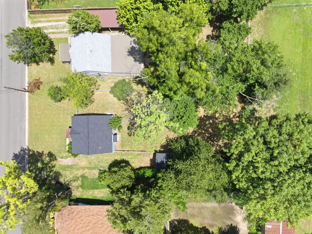 707 W Water Street Weatherford TX 76086