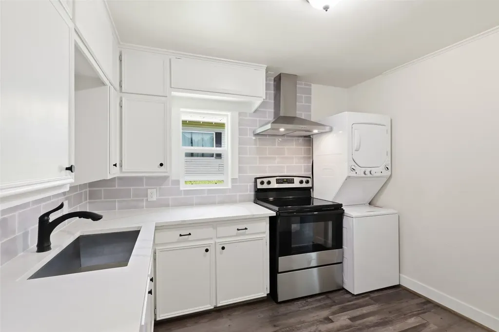 707 W Water Street Weatherford TX 76086
