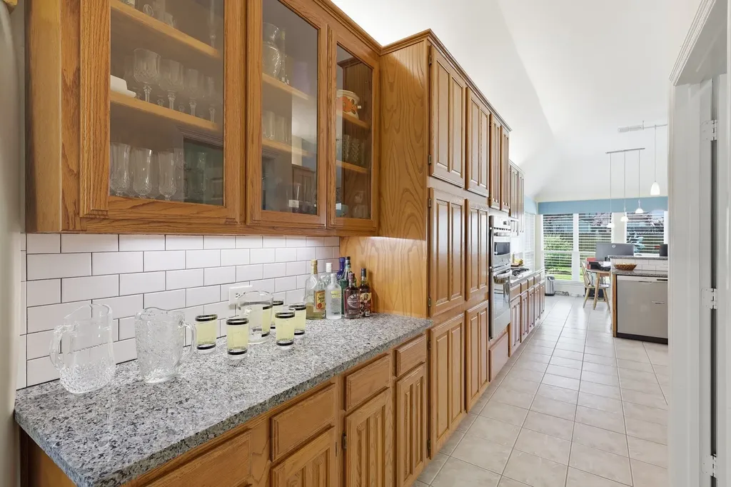 1920 Overlook Ridge Drive Keller TX 76248