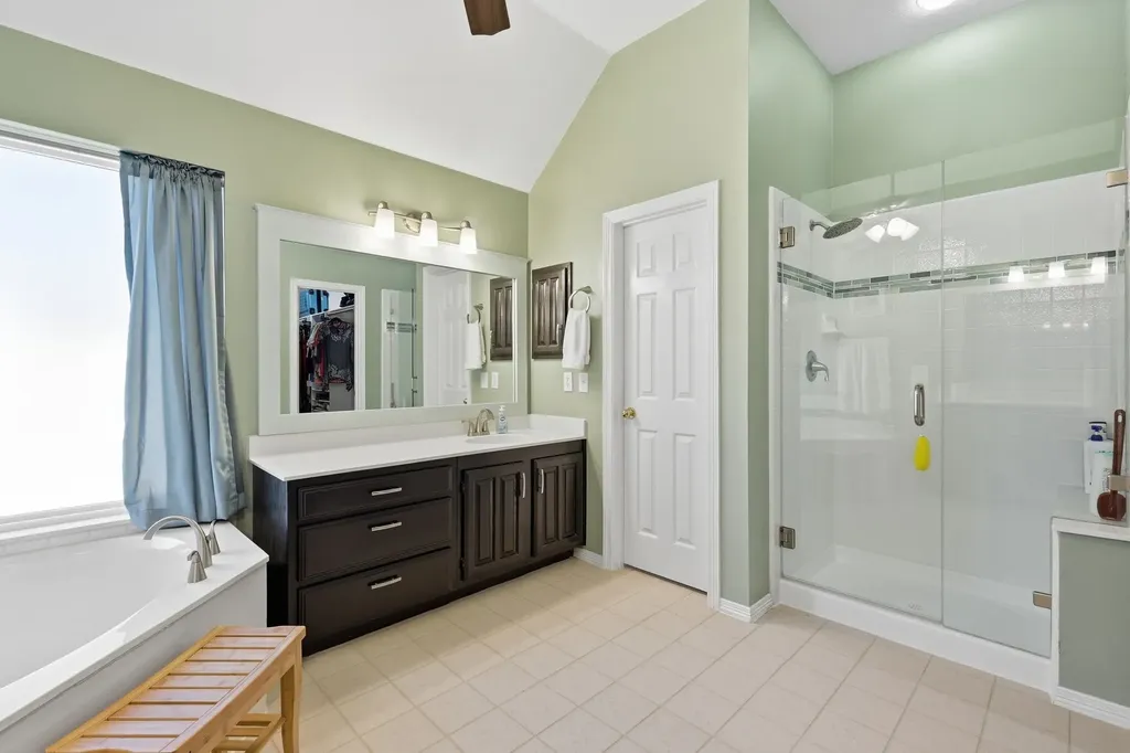 1920 Overlook Ridge Drive Keller TX 76248